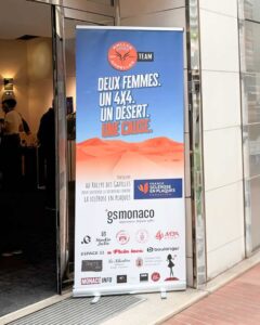 Roll-up personnalisé pour salon ou événement à Monaco